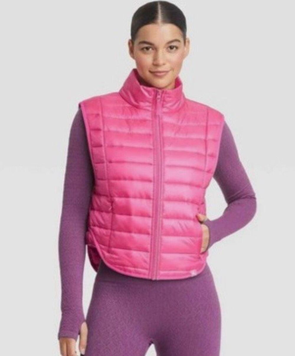 Joy Lab lightweight puffer vest in hot pink - L